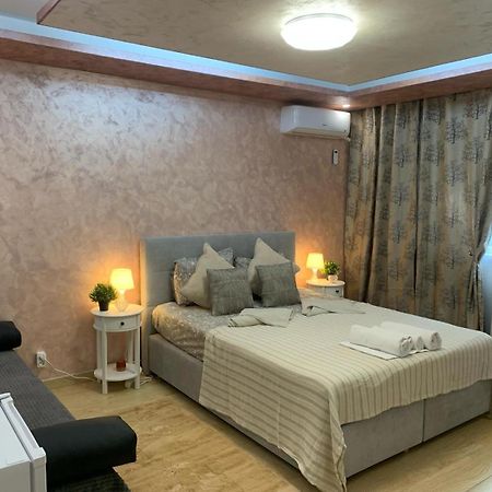 Apartament Centru ブカレスト エクステリア 写真